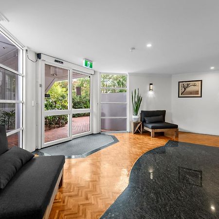 Ferienwohnung Lavish 3-Bed With Wraparound Balcony And Pool Brisbane Exterior foto