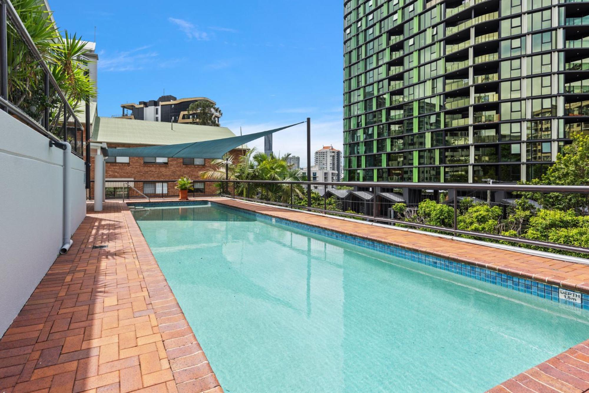 Ferienwohnung Lavish 3-Bed With Wraparound Balcony And Pool Brisbane Exterior foto